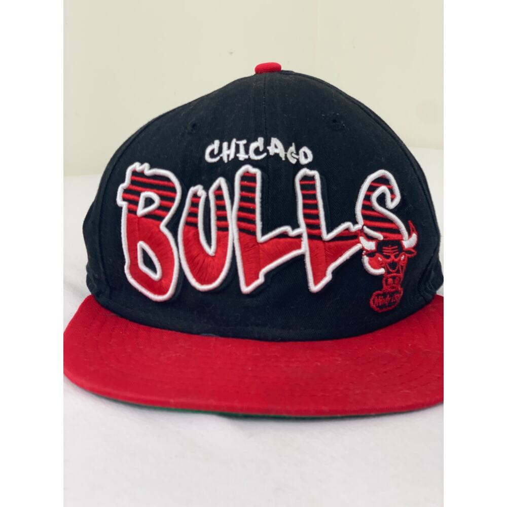 Vintage Chicago Bulls snapback hat